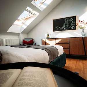 Apartment Luxury Oasis, Sauna, Ac And Free Parking