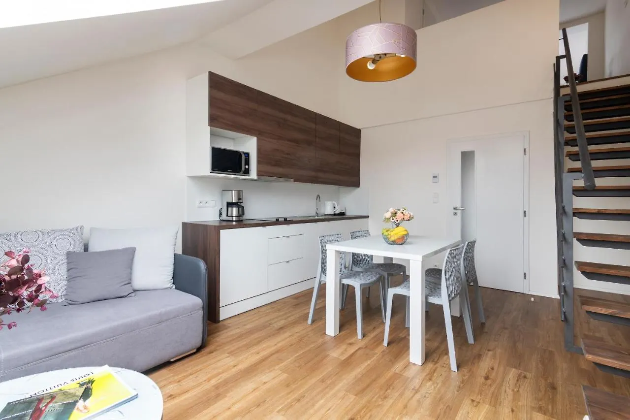 Prague Tales Boutique Residence By Dwellfort Ξενοδοχείο με διαμερίσματα
